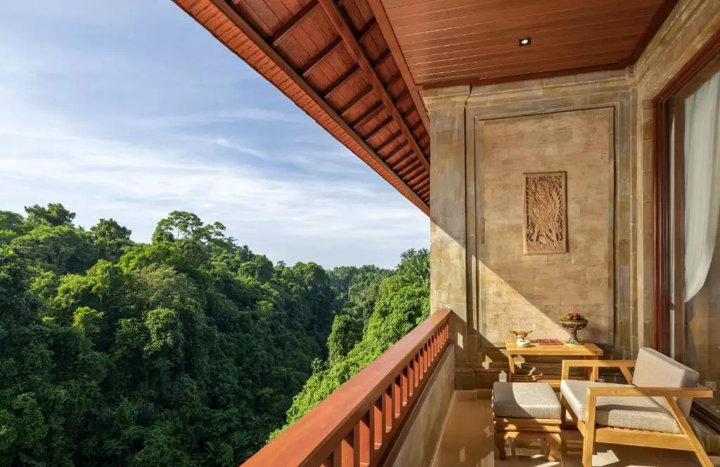 پیتاماها ریزورت بالکن2